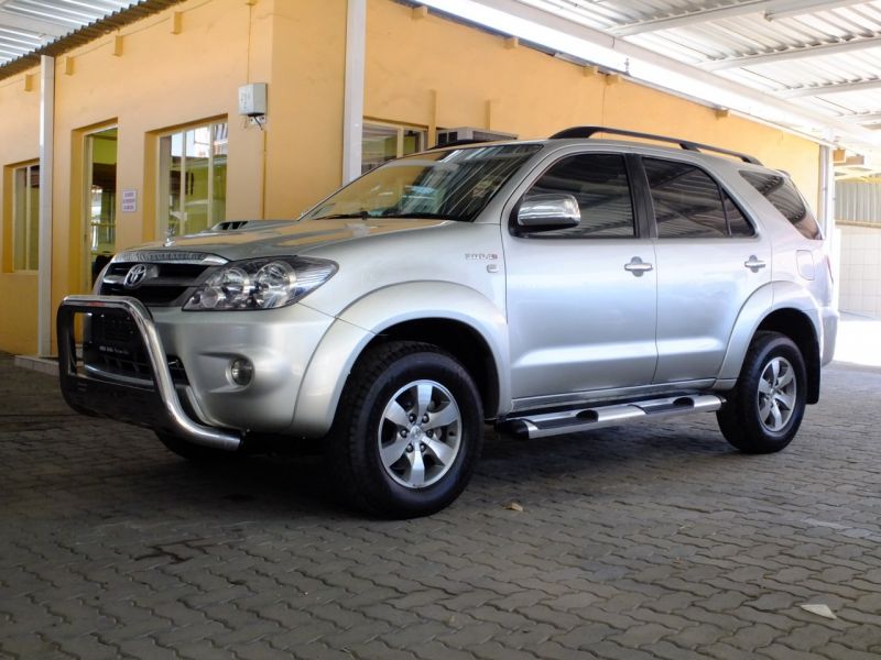 toyota fortuner 2007 service manual #6