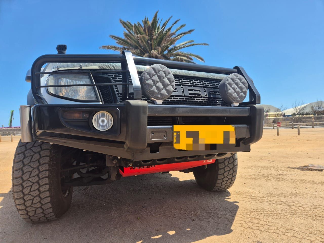 Ford Ranger 3.2TDci XLS Clubcab A/t 4x4 in Namibia