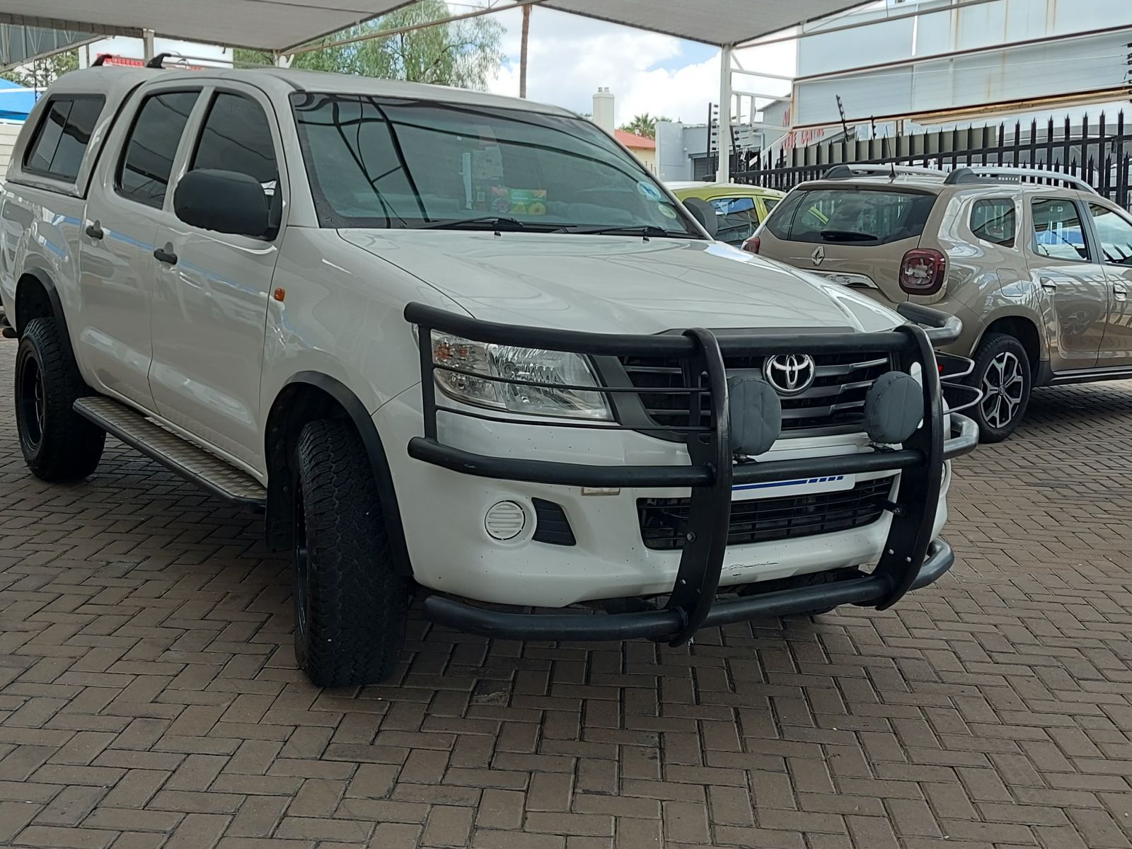 Toyota Hilux D4D SRX in Namibia