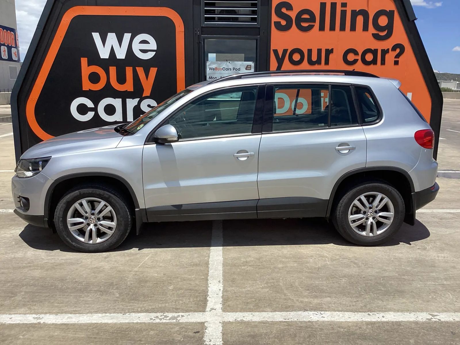 Volkswagen Tiguan 1.4 TSI B/mot Tren-Fun DSG (110 KW) in Namibia