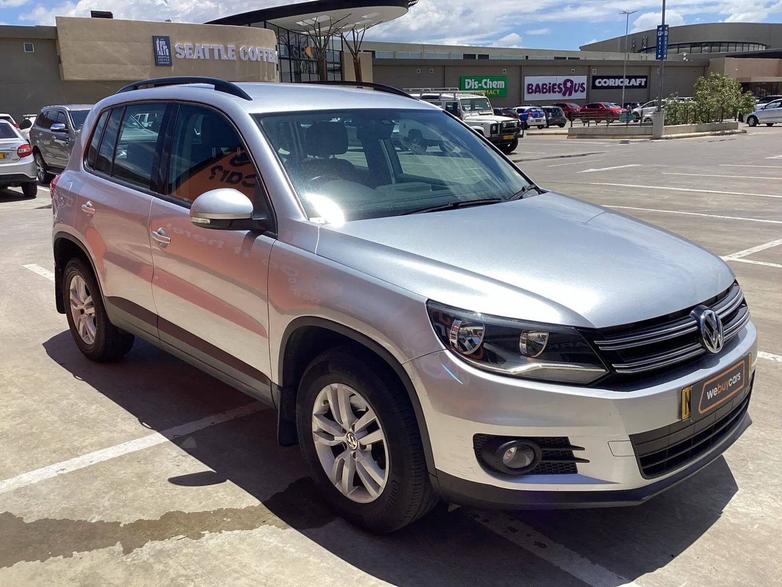 Volkswagen Tiguan 1.4 TSI B/mot Tren-Fun DSG (110 KW) in Namibia