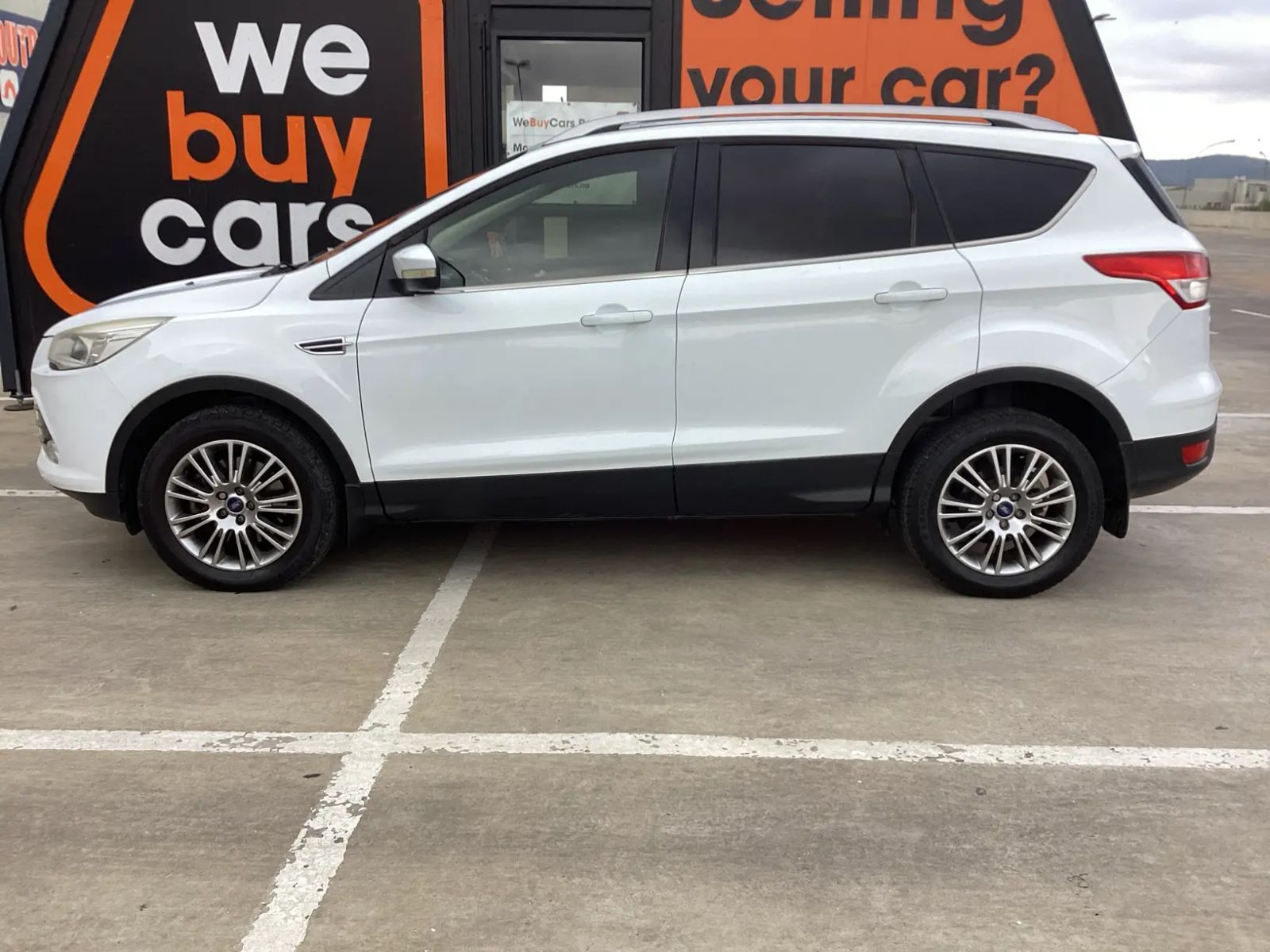 Ford Kuga 2.0 TDCi Trend AWD Powershift in Namibia