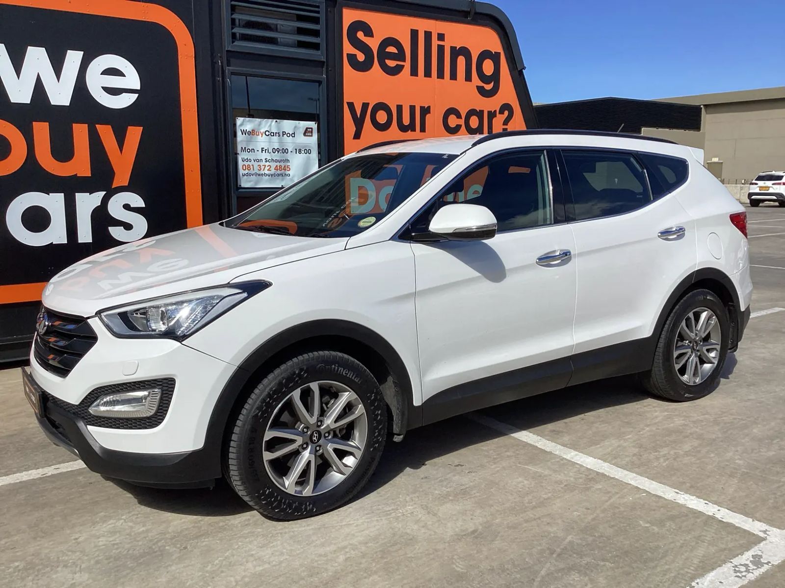 Hyundai Santa-FE R 2.2D AWD Exec 7S Auto in Namibia