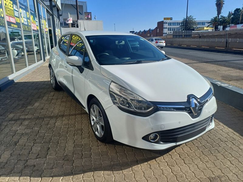 Renault Clio Iv 1.2t Expression Edc 5dr (88kw) in Namibia