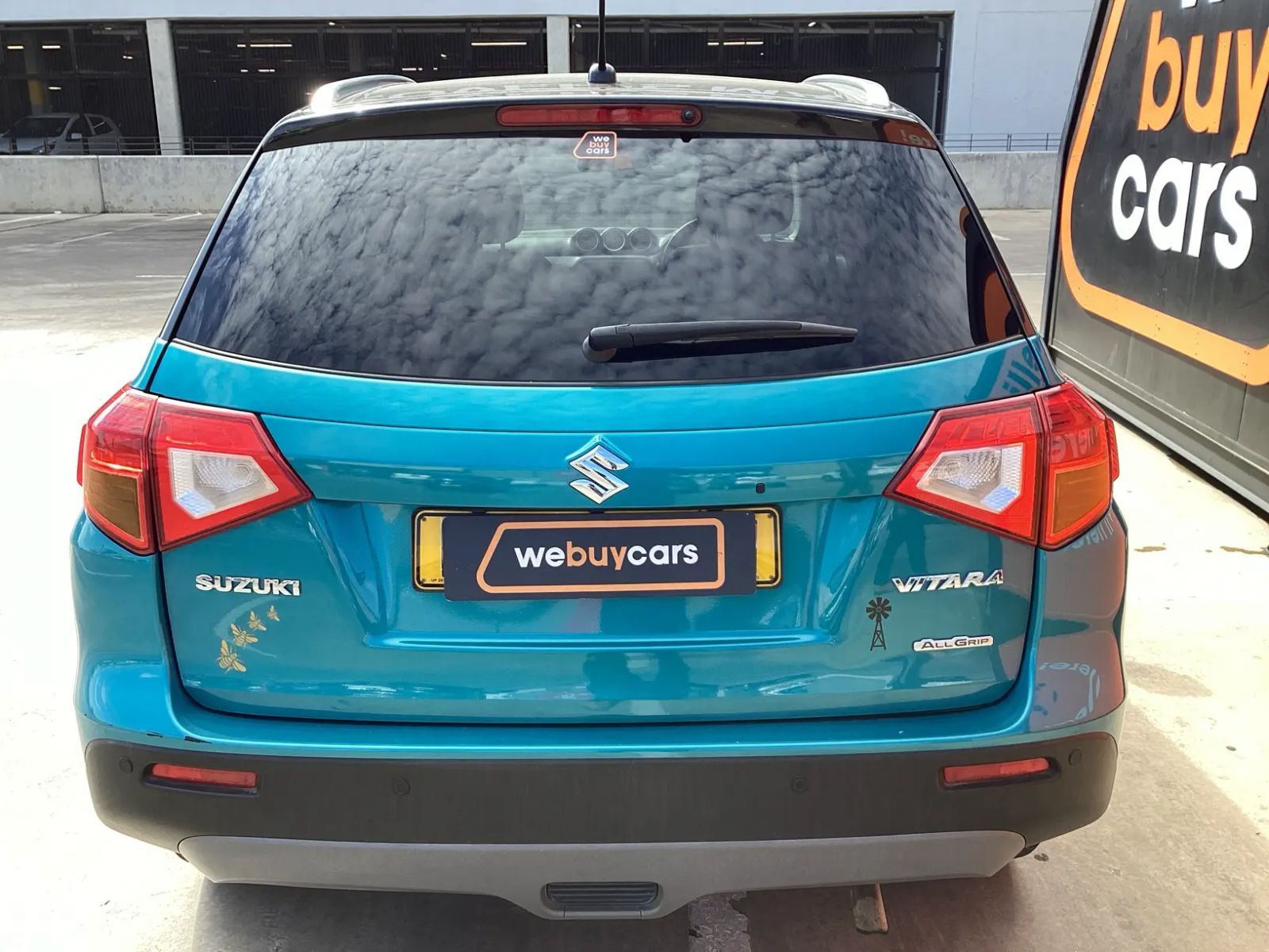 Suzuki Vitara 1.6 GL + Allgrip in Namibia