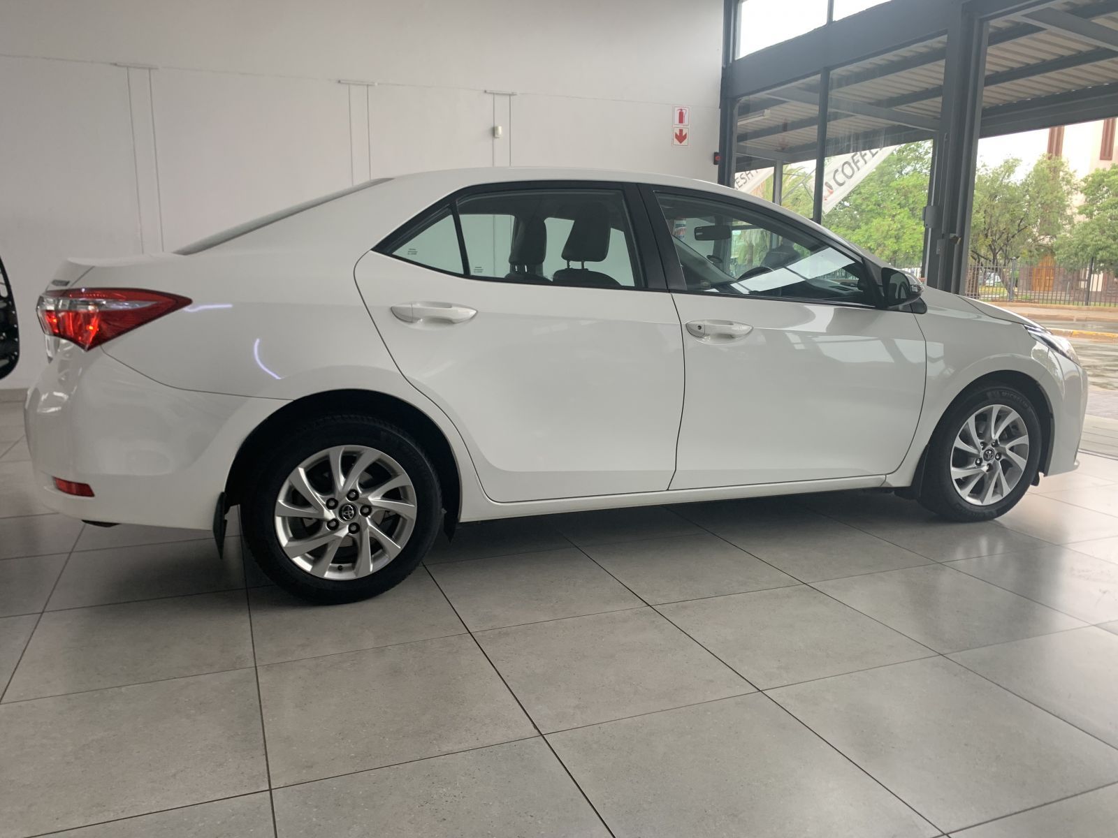 Toyota COROLLA 1.4 D4D PRESTIGE M/T in Namibia