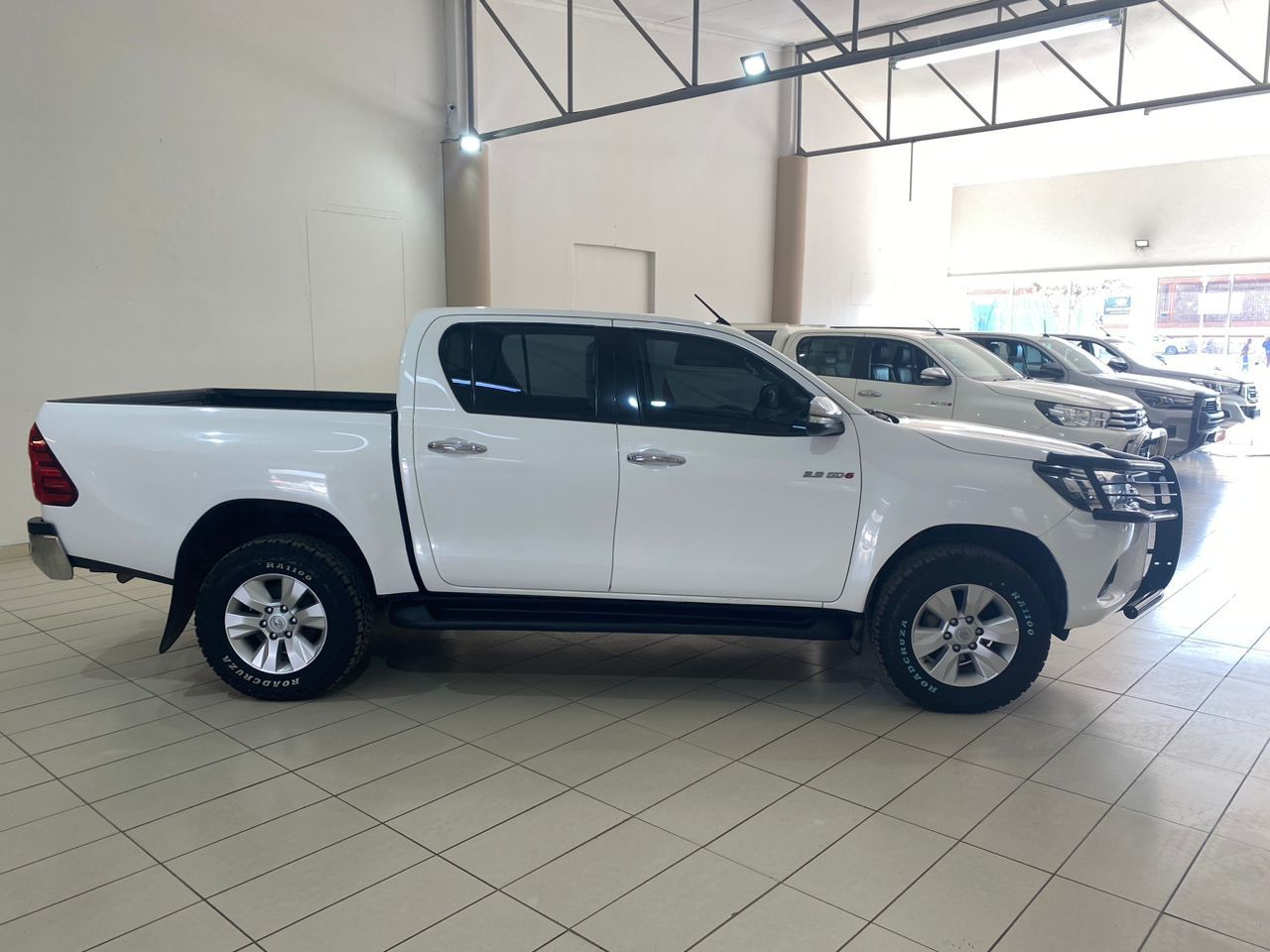 Toyota Hilux 2.8 Rader D/C 4x4 in Namibia