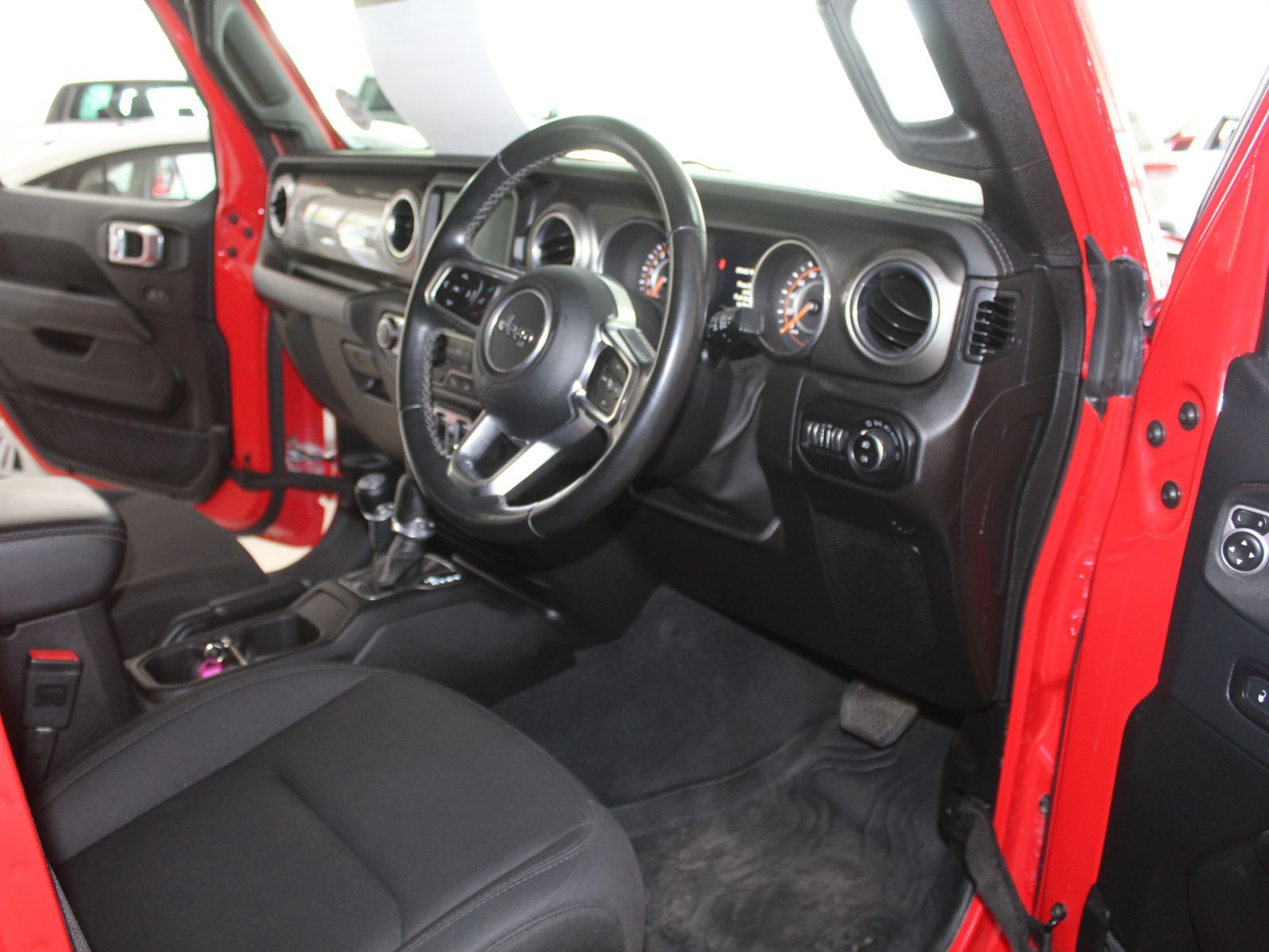 Jeep 3.6 V6 Wrangler Sahara Unlimited in Namibia