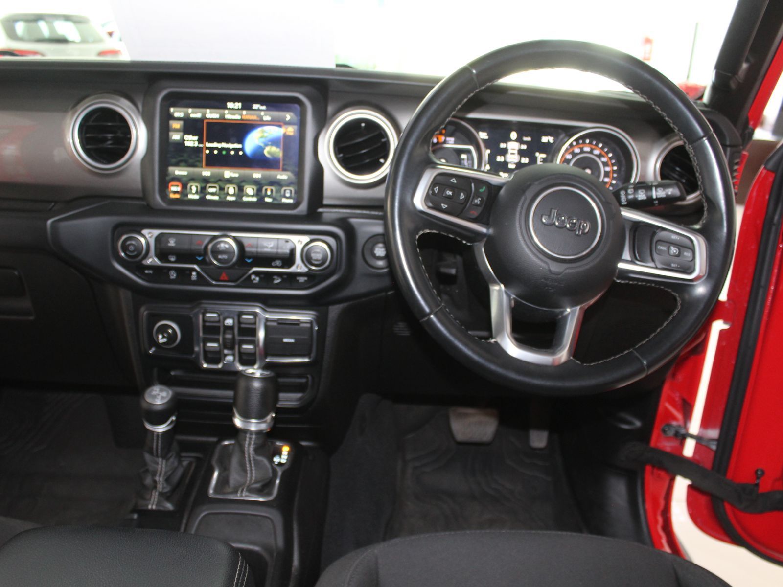 Jeep 3.6 V6 Wrangler Sahara Unlimited in Namibia