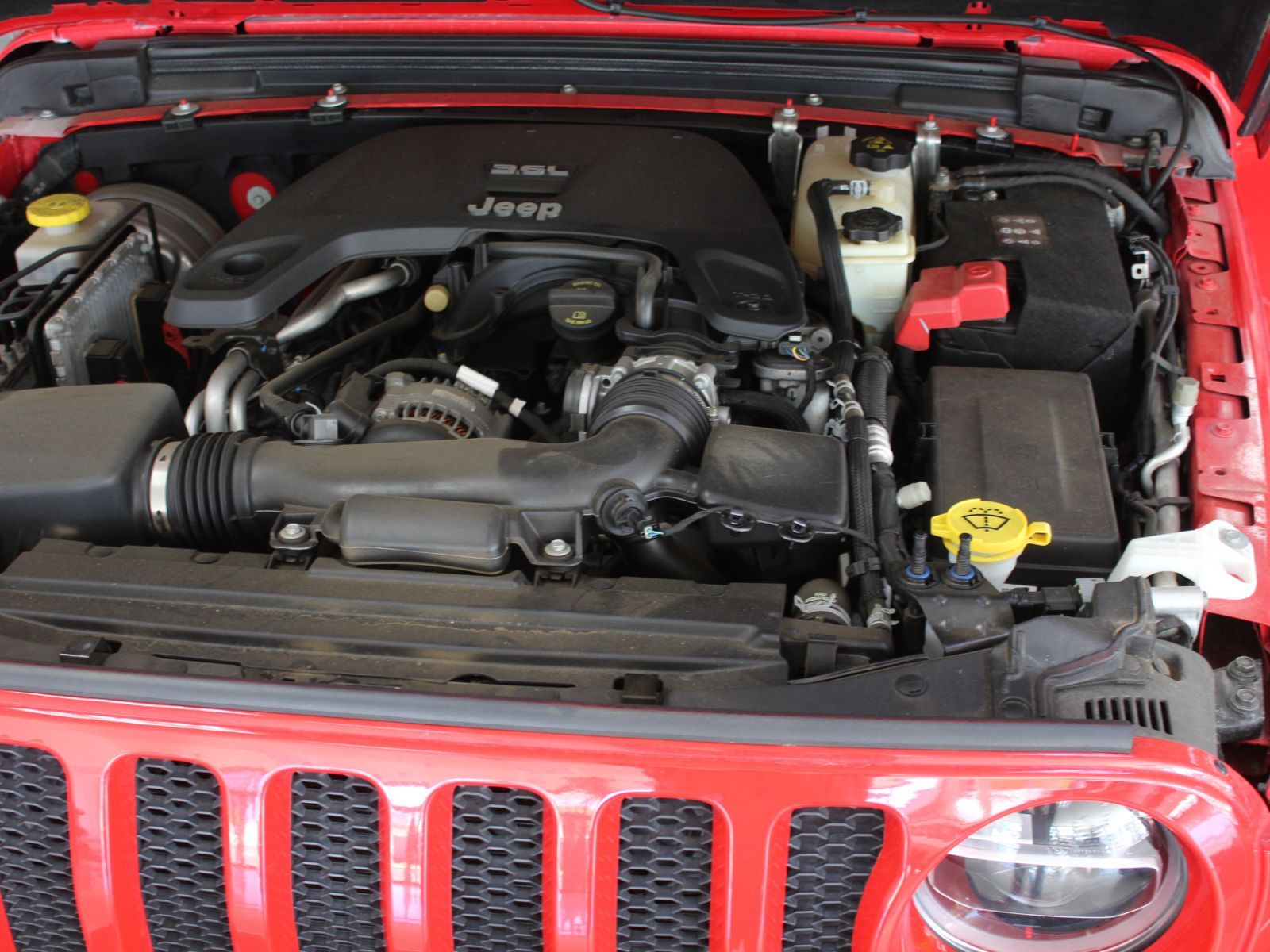 Jeep 3.6 V6 Wrangler Sahara Unlimited in Namibia