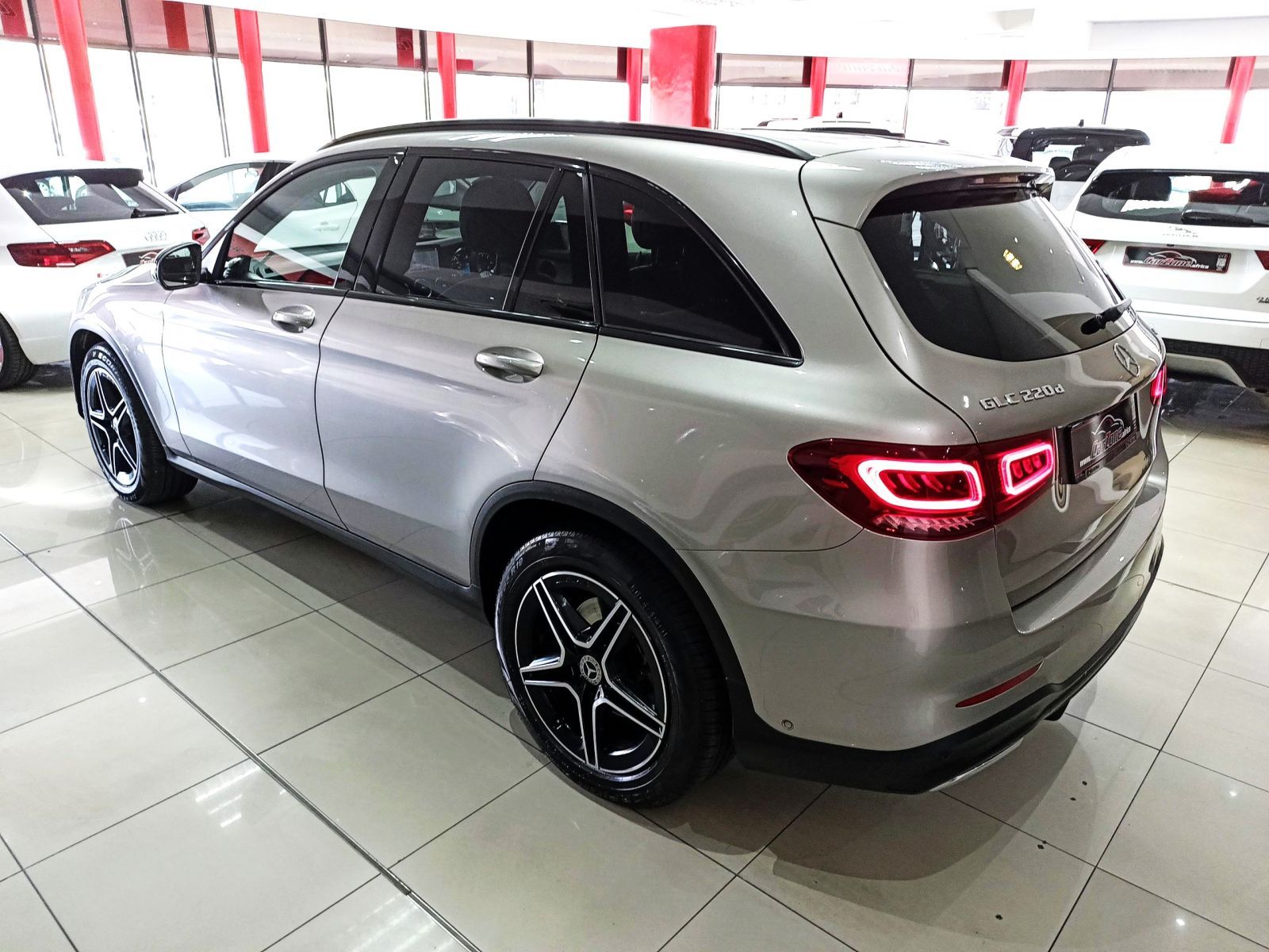 Mercedes-Benz GLC 220d 4Matic A/t AMG Line 143kW in Namibia