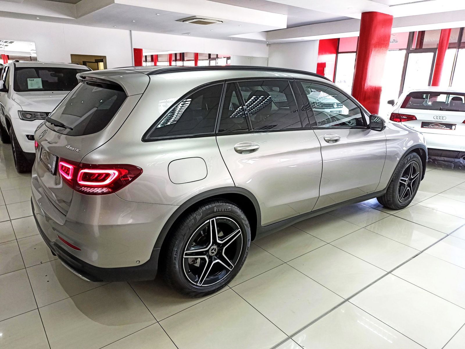 Mercedes-Benz GLC 220d 4Matic A/t AMG Line 143kW in Namibia