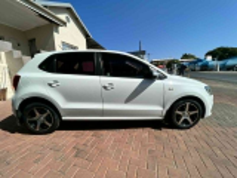 Volkswagen Polo Vivo 1.4 Comfortline in Namibia