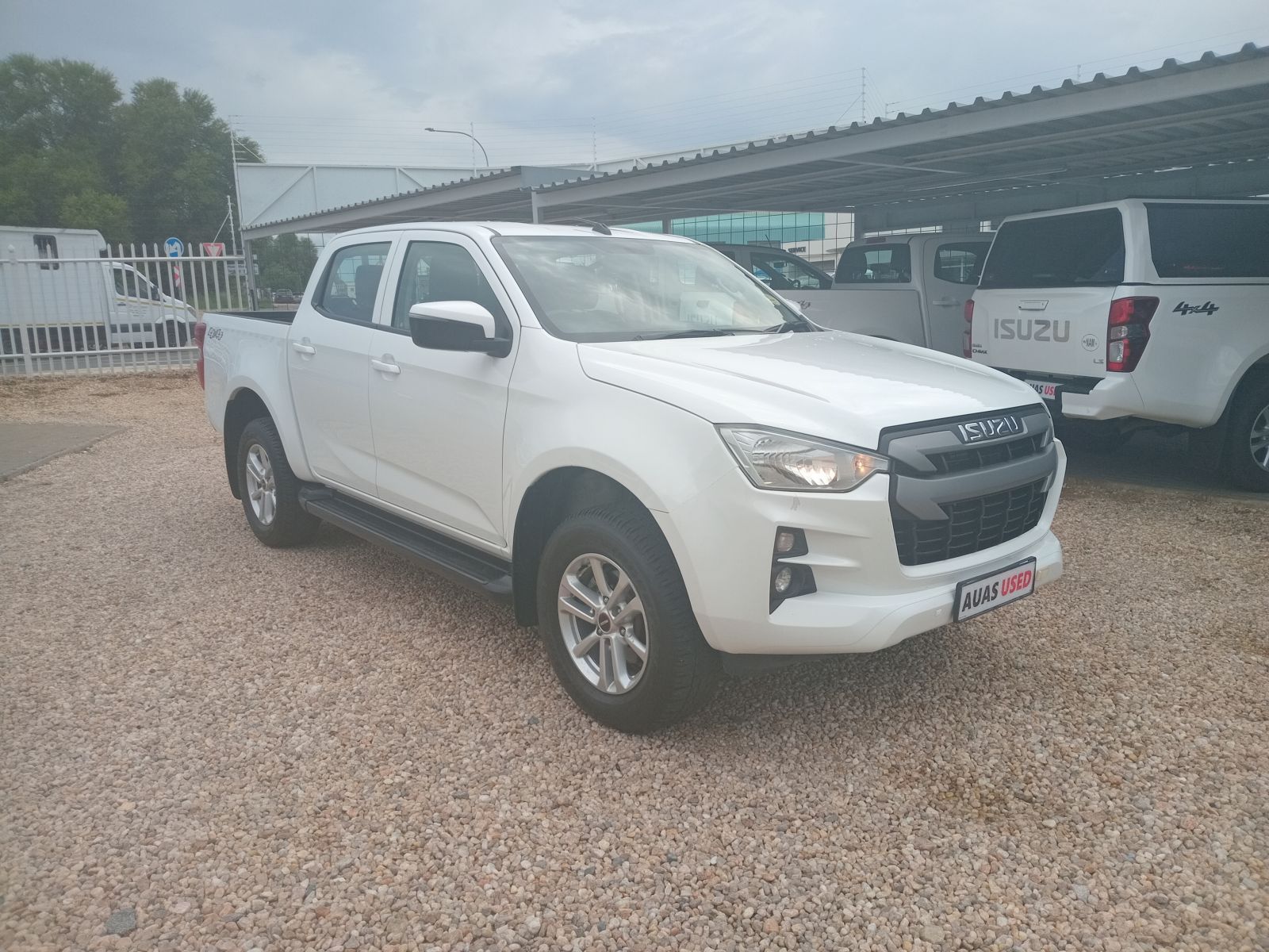 Isuzu D-MAX 1.9 4x4 LS D/CAB Auto in Namibia