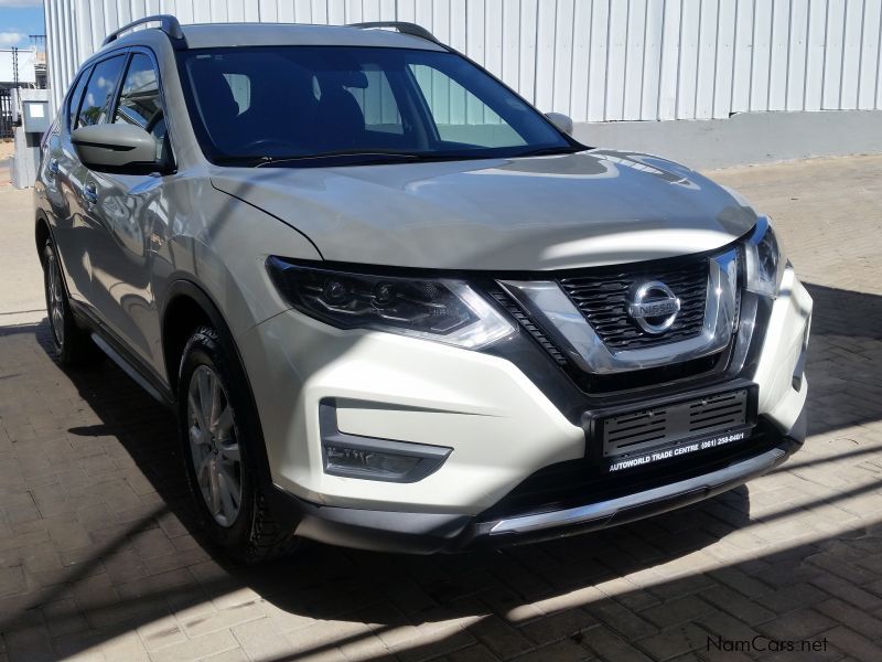 Nissan XTrail 2.5i Acenta 4x4 CVT A/T (No Deposit) in Namibia