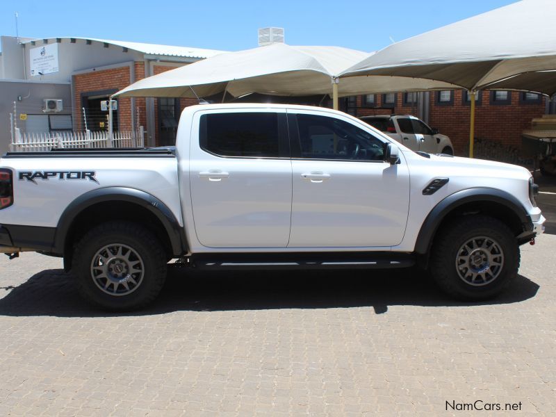 Ford Ranger Raptor in Namibia