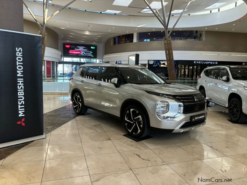 Mitsubishi Outlander 2.5 ASPIRE S-AWC in Namibia