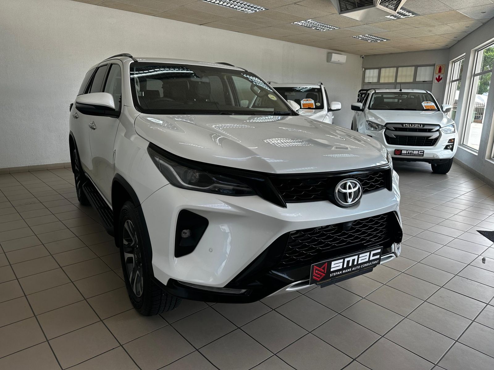 Toyota Fortuner 2.4 GD-6 4x4 AT in Namibia