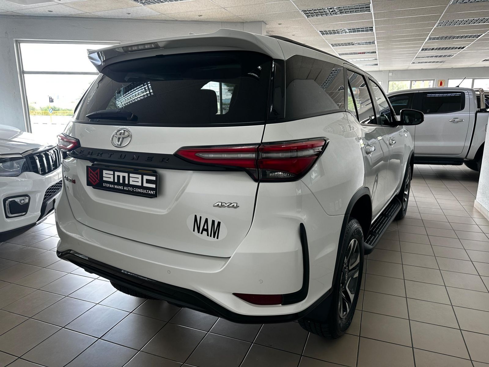 Toyota Fortuner 2.4 GD-6 4x4 AT in Namibia